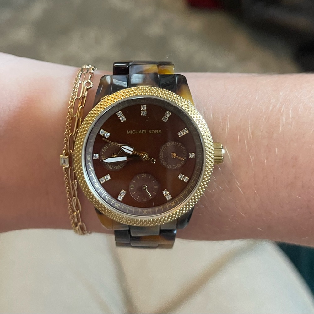 Tortoise Michael Kors watch with gold